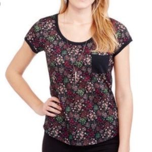 Self ❤️ Esteem Junior Tshirt with Pocket. Size XL.